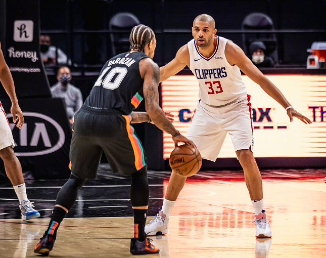 开云体育注册入口Rookie爆冷击败快船，势不可挡引爆全场！的简单介绍