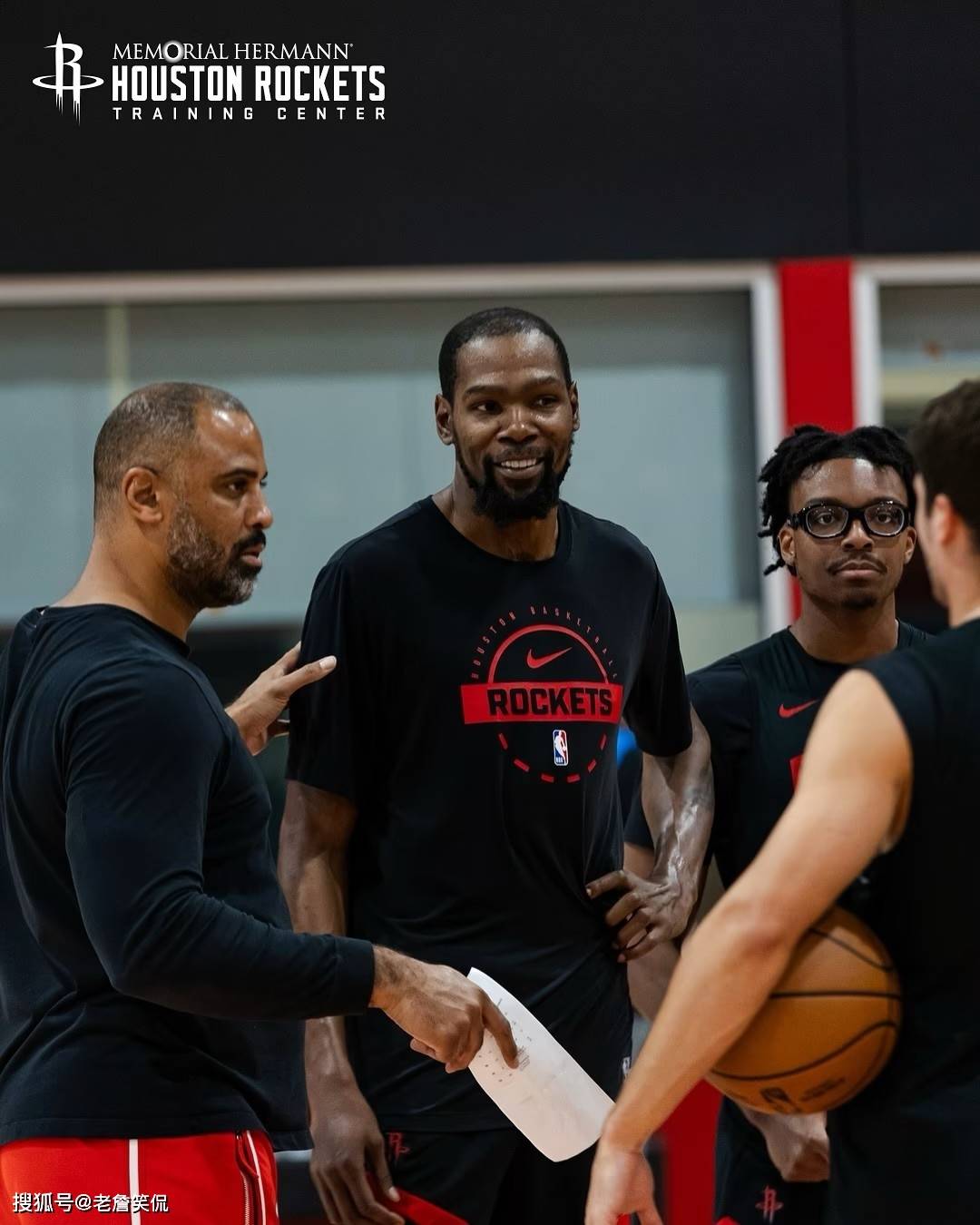 开云体育赛后突围战来临，休斯敦火箭围绕足总杯单刀错失，底气十足，身体对抗强度拉满的简单介绍